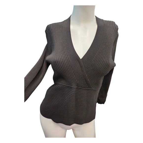 August Silk Knit V Neck Black Top Womens size Medium NEW WITH TAGS - Picture 1 of 8